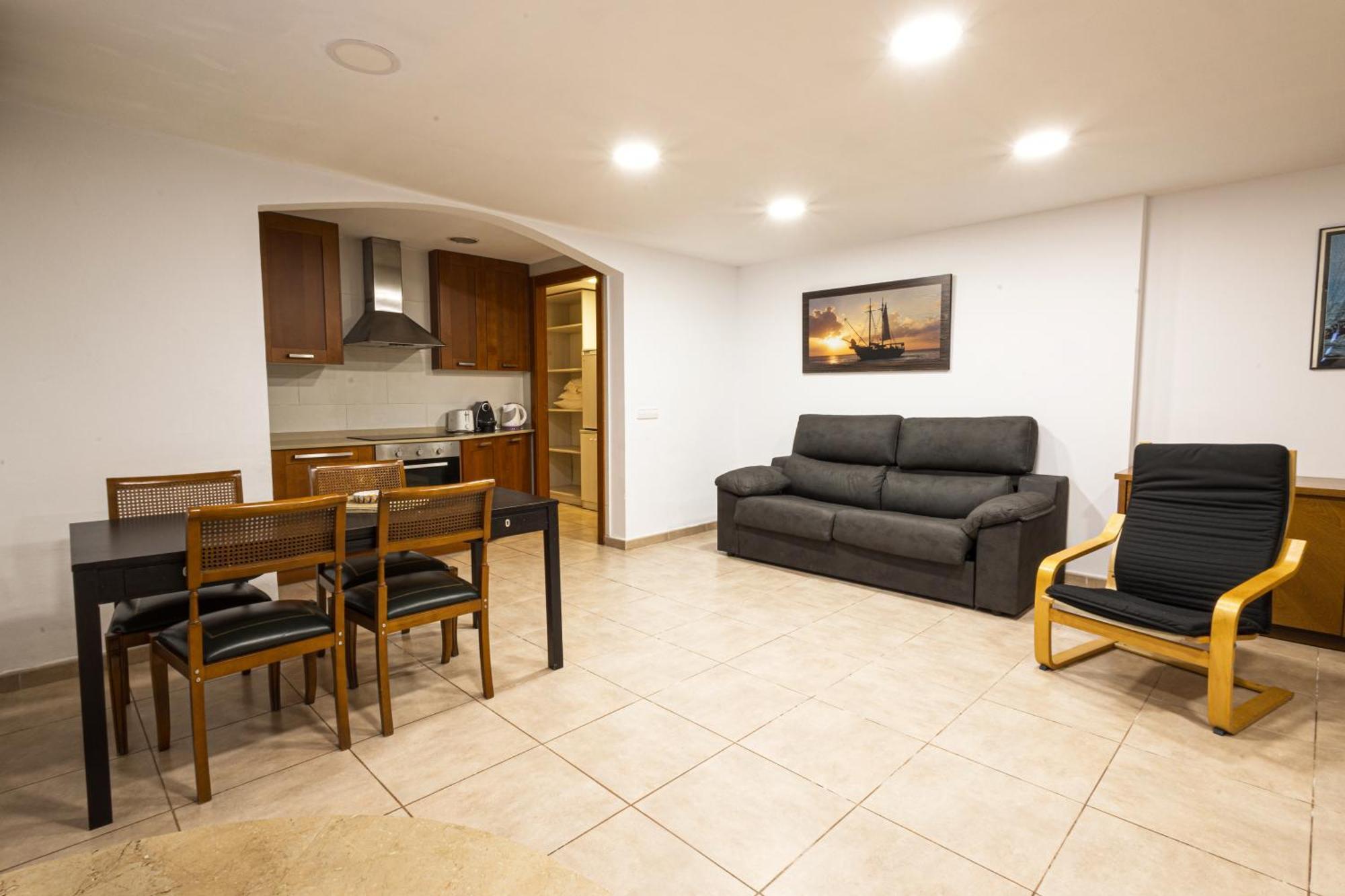 Llar De Capitans Hotel 3*