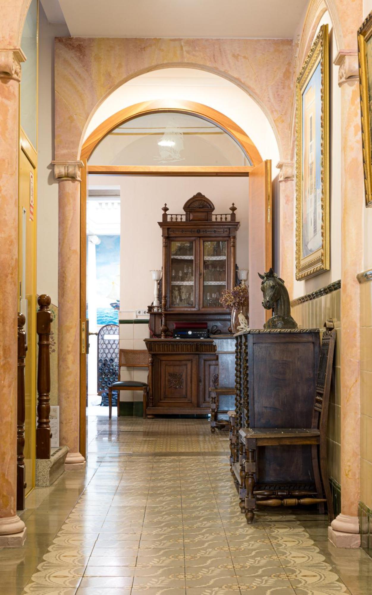 Hotel Llar De Capitans Masnou